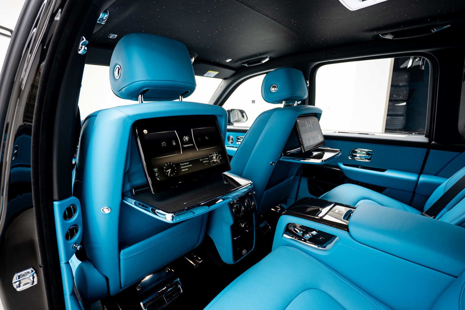 2024 ROLLS ROYCE CULLINAN BLACK BADGE | MAIN DEALER WARRANTY & SERVICE | HIGH SPEC | 